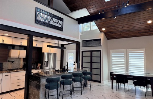 Lancaster Park Villa | 4BR Villa: Lakefront Retreat with Harry Potter Game Loft near Downtown Orlando