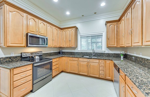 Palmetto Dunes House | 5 Mi to Beach: Spacious Home on Hilton Head Island