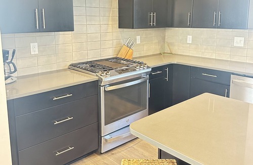 Sugar Creek House | 5 minutes to NoDa! Family-sized townhouse with spacious rooms & patio