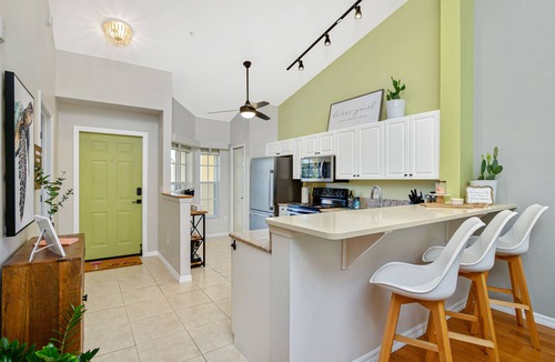 Ole Condo | 5*Star Coral Falls, 2BR Condo, Naples FL USA, 15min drive to many beaches, shops