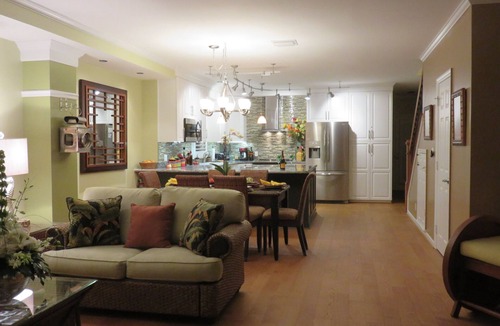 Bahama Village House | 5 STAR HOME 3/2 1/2 + 1/1 cottage, pool, buy 3 weeks get 4th week free.