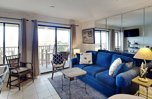 Folly Field Condo | 52 m² Condo ∙ 1 bedroom ∙ 6 guests