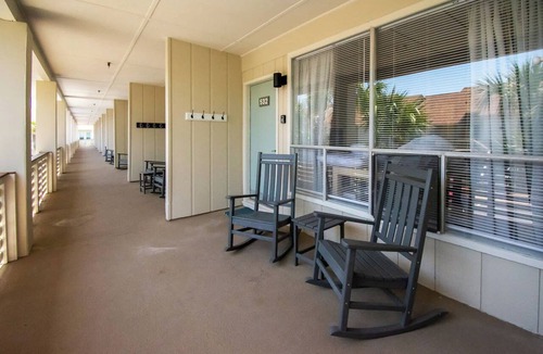 Saint Helena Island Apartment | 532 Sunsuite