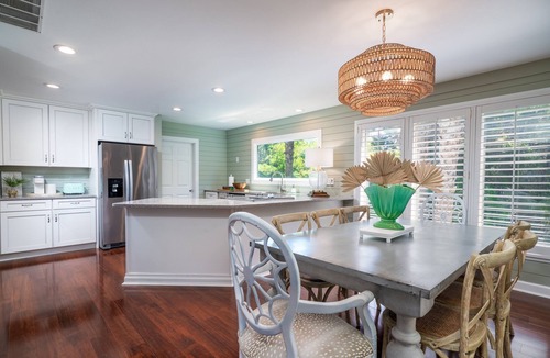 Seabrook Island House | 5BR/4BA House-Sleeps 8! Walk to North Beach. Amenity access included