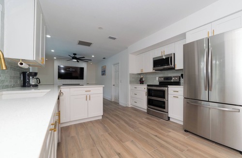 Port Saint Lucie House | 5BR River Home: Heated Pool, Jacuzzi, Pool Table & Ping Pong, Sleeps 14