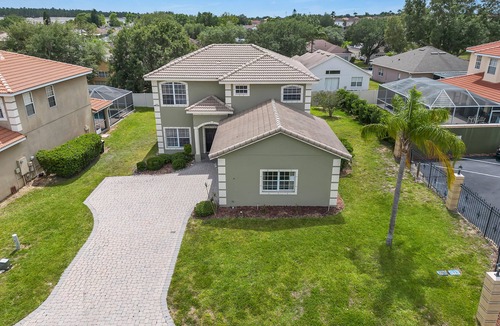 Hillcrest Estates House | 6 Bed, 4 Bath, Private Pool, Hot tub, Gated entry near Theme Parks