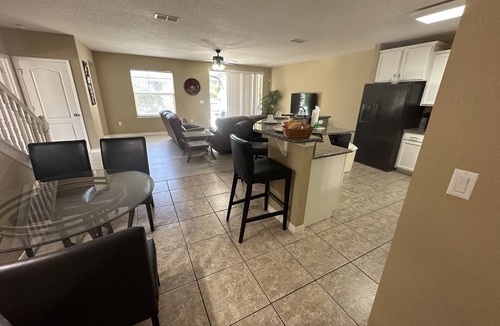 Calabria House | 6 bed 5.5 bath Home with Pool 14 MINUTES AWAY from Disney. We’re back on VRBO!