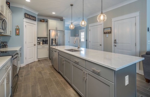 Folly Field House | 6 Bedroom Beach House with Heated Pool 2 Blocks to Beach