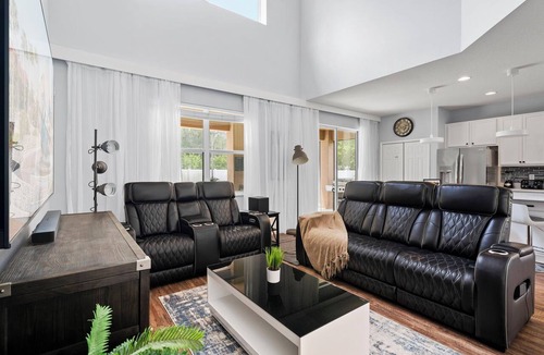 Veranda Palms House | 6 Bedrooms/5.5 Bathrooms/Veranda Palms (2518 DC)