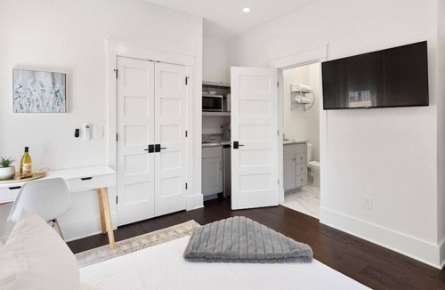 Westside Apartment | 697 King A1 · Fresh & Modern 30-Day Rental