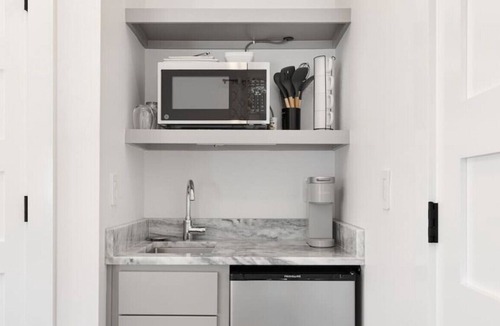 Westside Apartment | 697 King A1 · Fresh & Modern 30-Day Rental