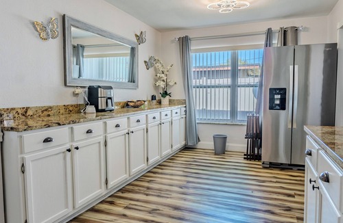 Richmond Heights House | 7-bedroom home in Central Florida, minutes from everywhere. Affordable Luxury.