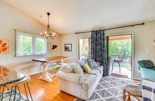 Seneca House | 7 Mi to Clemson Stadiums: Lake Keowee Getaway!