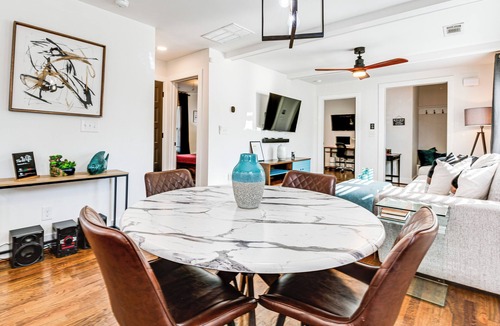 Atlanta House | 7 Mi to Dtwn Atlanta! Lovely Home w/Backyard