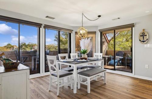 Shelter Cove House | 7112 Harbourside I