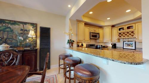 Shelter Cove Villa | 7124 Harbourside I