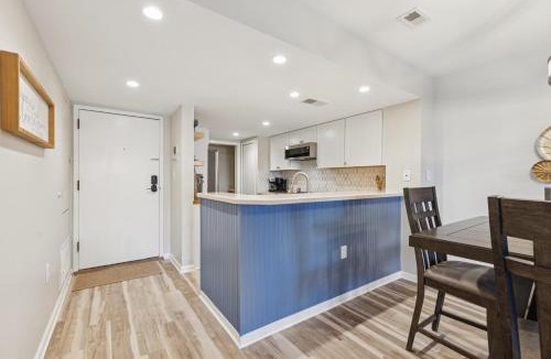 Shelter Cove House | 7158 Harbourside