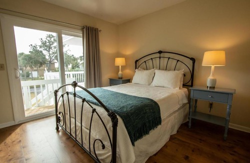 Saint Helena Island House | 788 Marlin Drive