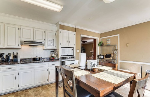 Augusta House | 8 Mi to Augusta National: Group Getaway w/Deck