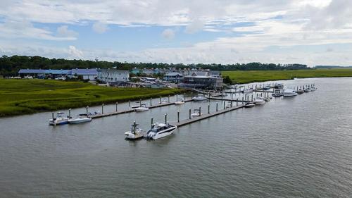 Saint Helena Island House | 83 Ocean Creek Blvd