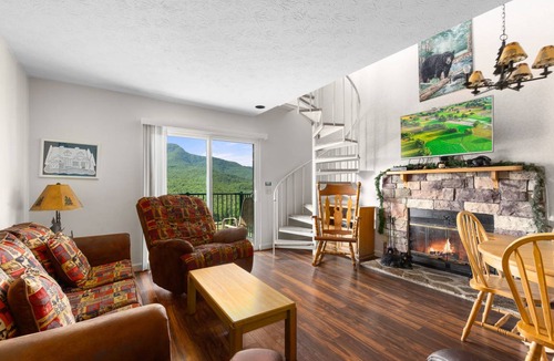 Gatlinburg - Pigeon Forge Condo | 84 m² Condo ∙ 3 bedrooms ∙ 8 guests