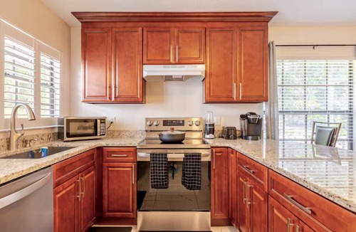 Deltona Lakes House | A Tranquil Hideaway in a peaceful, quiet Deltona neighborhood