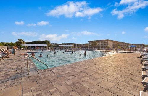 Folly Field House | A145 HH Beach & Tennis Resort