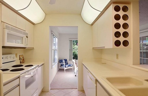 Wabasso Beach House | A1A Vero Beach Barrier Island Corner Townhome across the street from the ocean