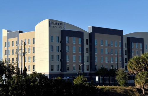 St. Petersburg Apartment | Accessible 1BR Suite + Roll-In Shower St. Pete