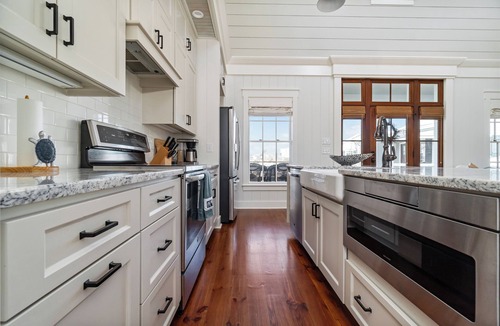 Oriental House | Admiral’s Quarters - 3BR/2BA River Dunes - Pool, Marina, Bikes & Kayaks - New