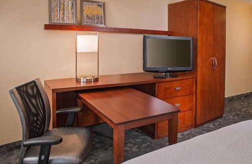 University Place Hotel | Affordability Meets Comfort | Spacious Stay w/Pool Access
