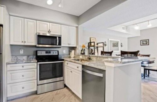 Gifford Condo | All newly furnished condo in beautiful Vero Beach Fl. 1 mile from intercostal