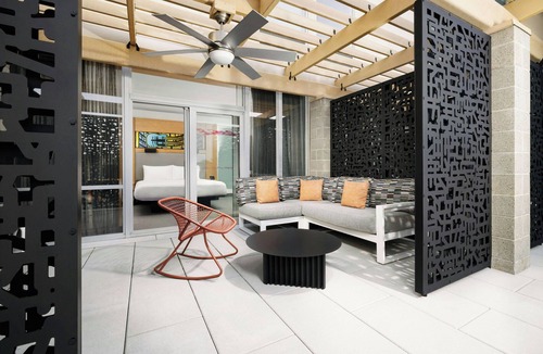 Downtown Asheville Hotel | Aloft by Marriott Asheville Downtown