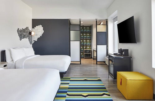 Twin Brook Hotel | Aloft by Marriott Chattanooga Hamilton Place