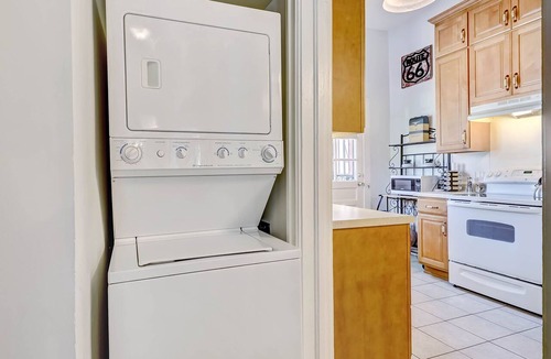 Thomas Square Apartment | Amazing 1 Bed in Starland, Heated Pool Access