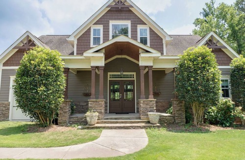 Appling House | Amazing Estate right on the lake, 2 homes, sleeps 28. Arcade room, private dock
