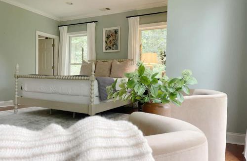 Whitemarsh Island House | Amazing Home & Modern Airstreams Near Beach & City Sleeps 22!