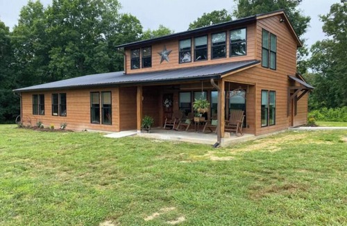 Cleveland Cabin | Amazing Mountain Views, Cabin, Private Farm Setting, Convenient Location
