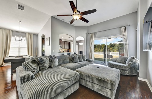 Riverview Hotel | Amazing property
