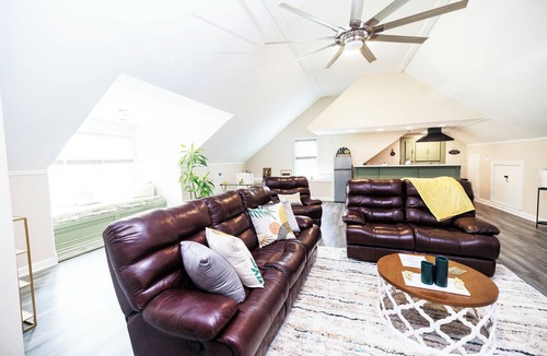 Clayton Apartment | Amelia’s Haven Includes Light Breakfast