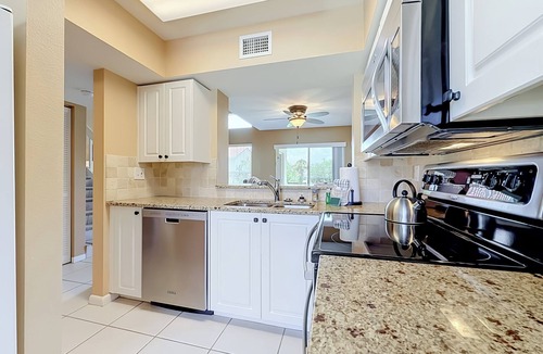 Isla del Sol House | Amenity Packed Coastal Home Close to Beach