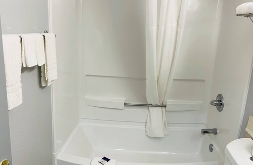 Albemarle Hotel | Americas Best Value Inn & Suites Albemarle