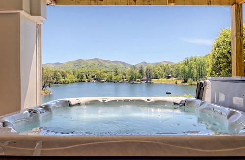 Hiawassee House | Angel’s Envy by Chatuge Home Concierge | 6BR · Sleeps 14 · Lakefront · Hot Tub · Game Room