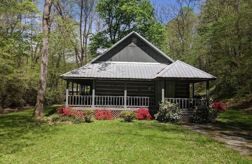 Reliance Cabin | Anglers Hideaway at Hiwassee River