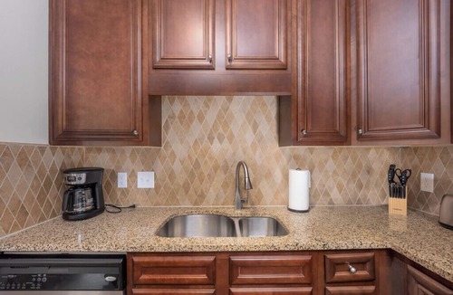 Cary Apartment | Arboretum 1BR with All Hardwood in Cary NC