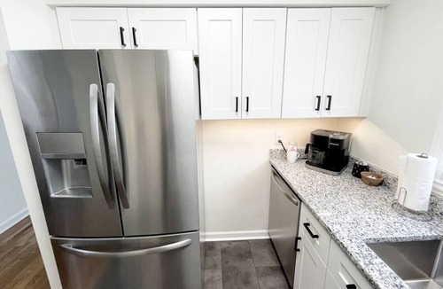 Midtown Apartment | Ardsley Upscale Living Unit #4