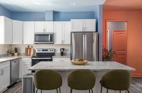 Raleigh House | Artsy Spring Bloom Vibe – Garage Gym & Game Room – Relax N Raleigh