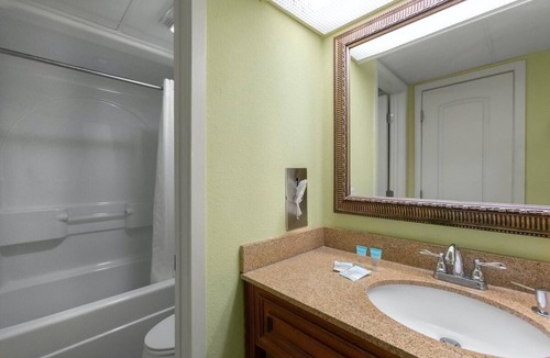 Myrtle Beach Hotel | Astonishing Oceanfront Ste, 9th Flr, Breakfast