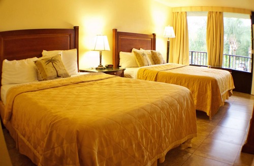 Fort Pierce Hotel | At Home Inn