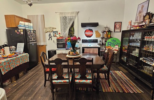 Athens House | Athensmusic Gem 1 mile from Town